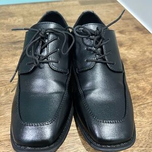 Sonoma Boys Black dress shoes 4